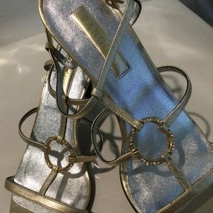 rangoni firenze Metallic  gold pump dressy sandal shoes made in Italy size 6